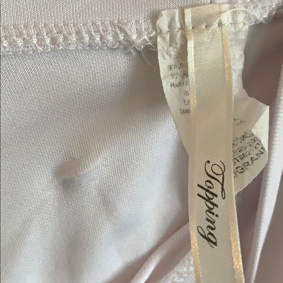 White mini skirt - Picture 3 of 4